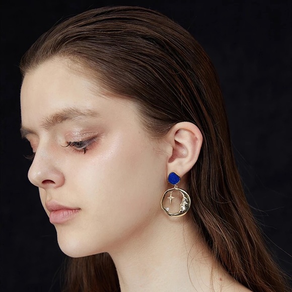 Moon Earrings - Picture 6 of 6